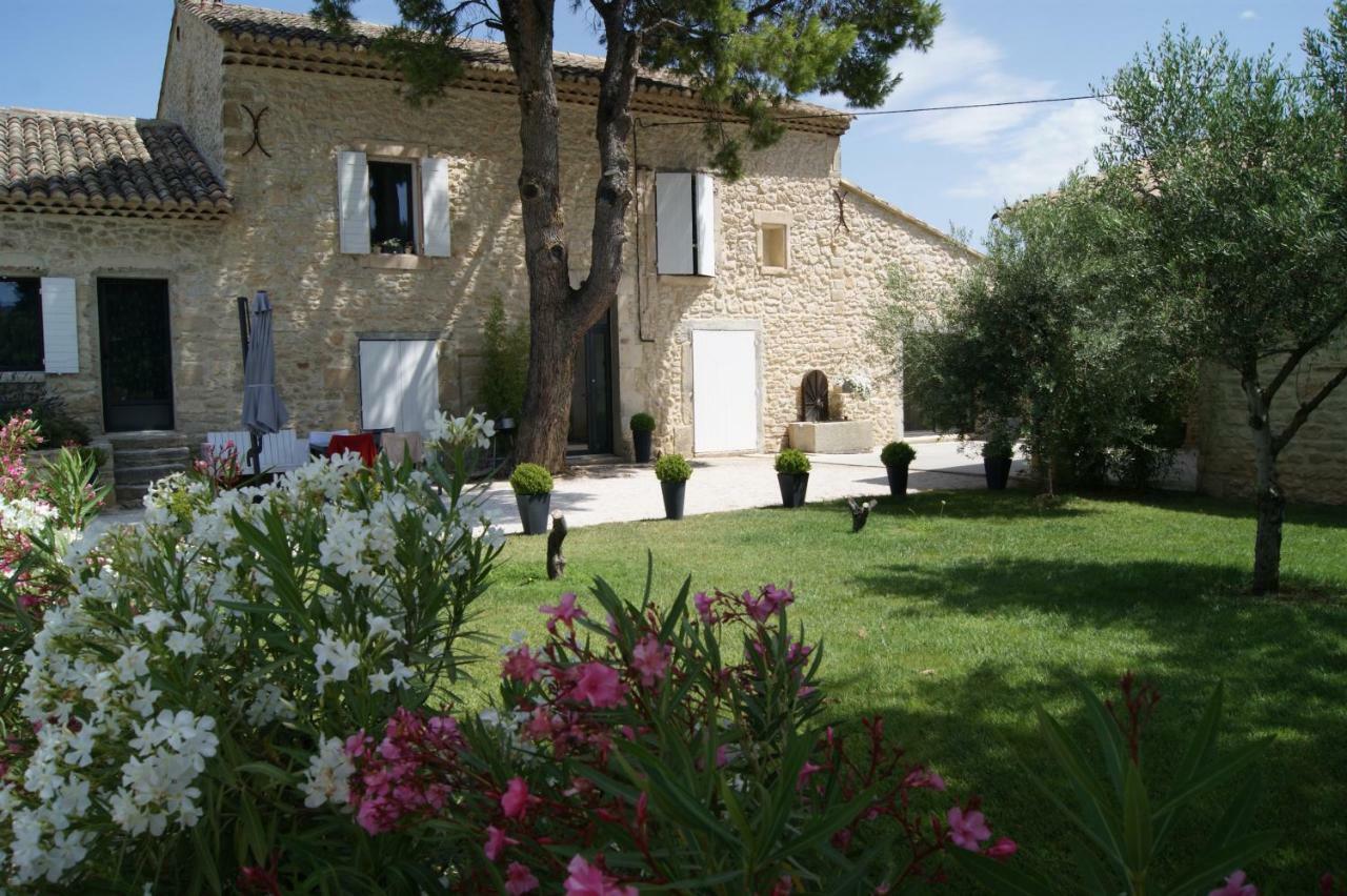 Gites Dans Mas En Pierres Robion en Luberon Екстериор снимка